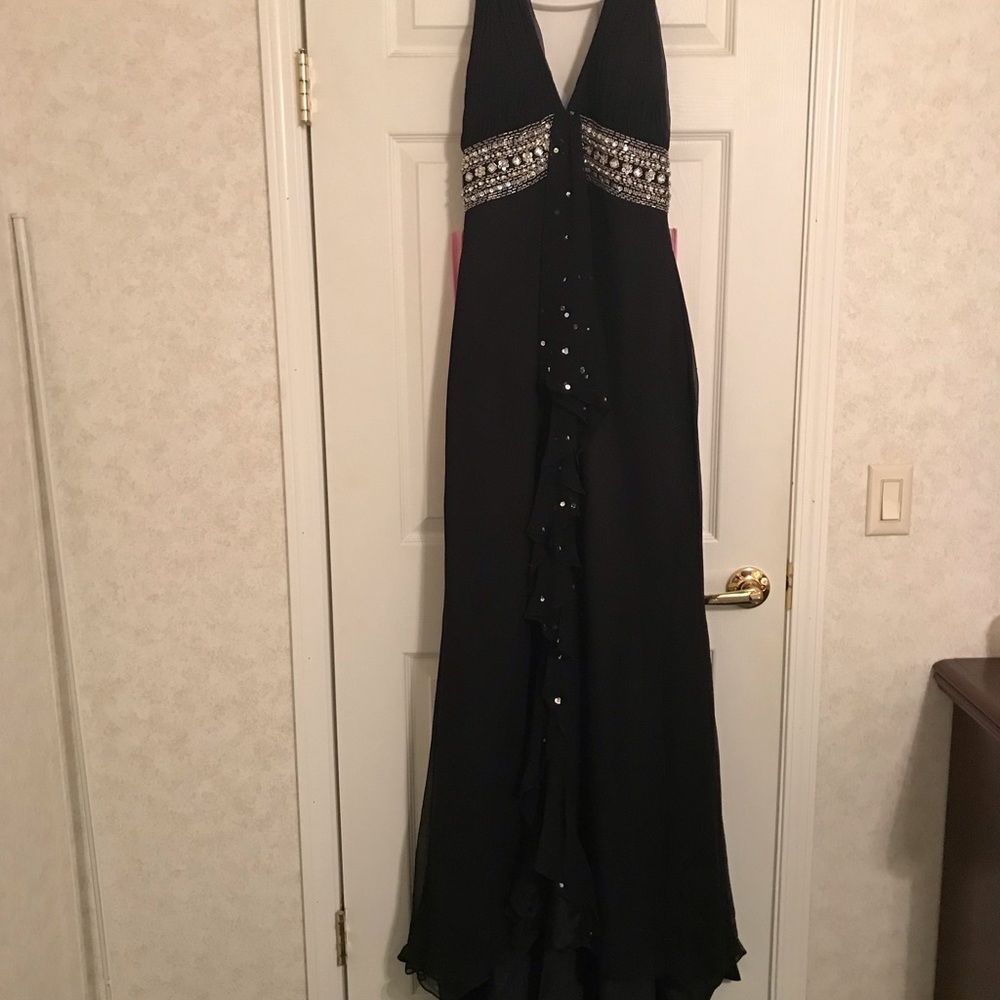 COPY - Prom or evening wear. Size 8. Tiffany black and silver.not Tiffany and C…